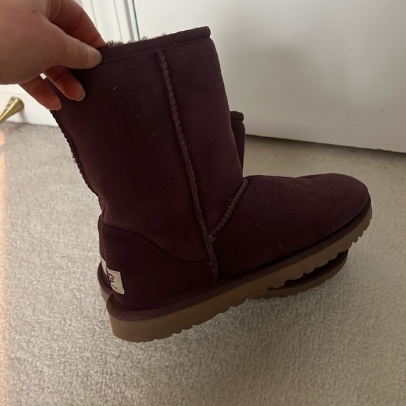 UGG boots - Picture 2 of 4